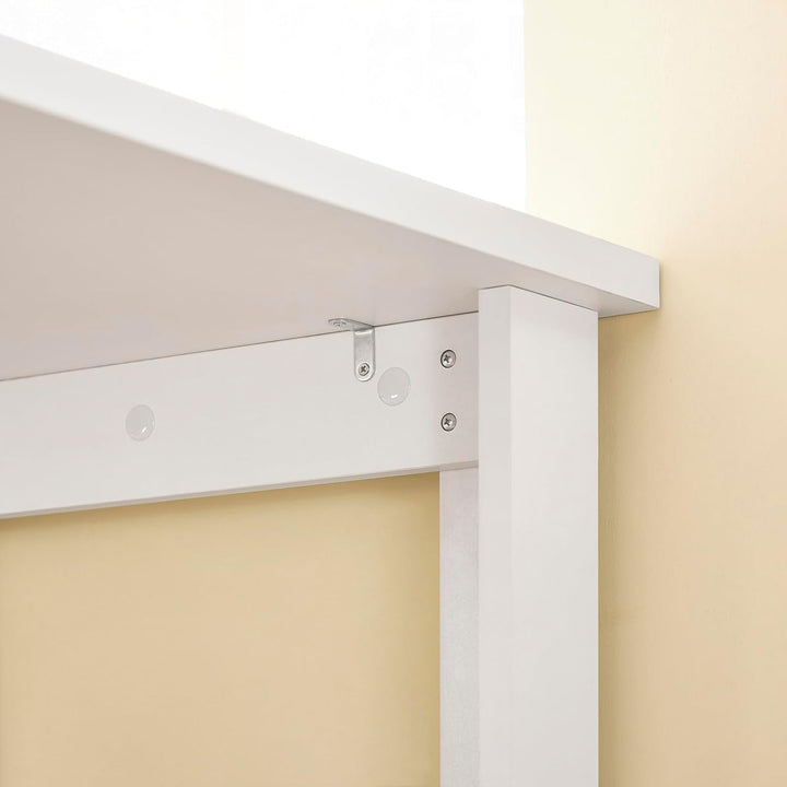 Udnyt pladsen optimalt med dette pladsbesparende, vægmonterede skrivebord i hvid (B100 x D40 x H60 cm)