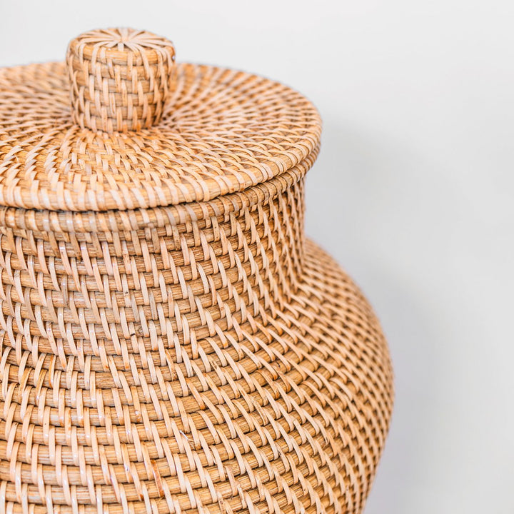 Vævet Rattan Vase Rund – Stor Boho Dekorativ Vase – Vase Tall & Narrow – Gulvvase Håndlavet af naturlige fibre (Ø 30 cm) KIDUNG