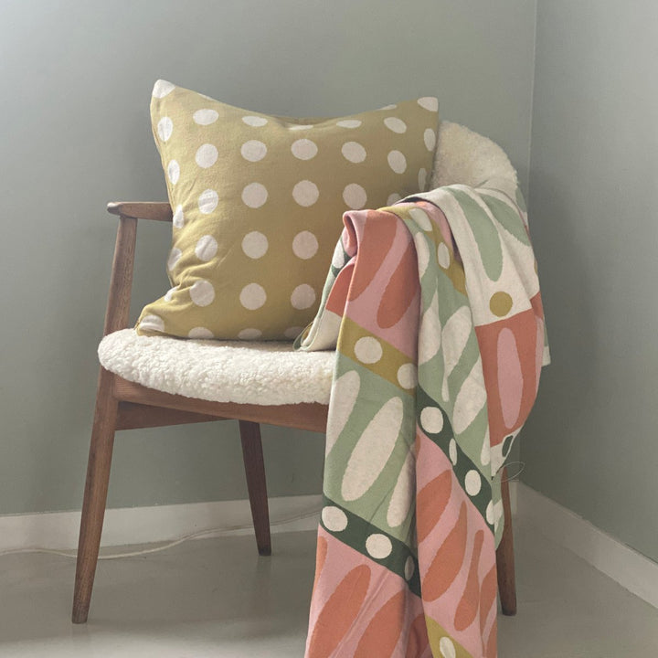 Astrid Pillow-Cover Olive, Soft Jacquard strikket bomuld