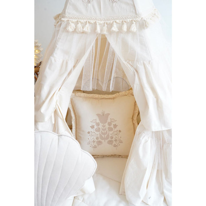 "Boho" pude med broderi