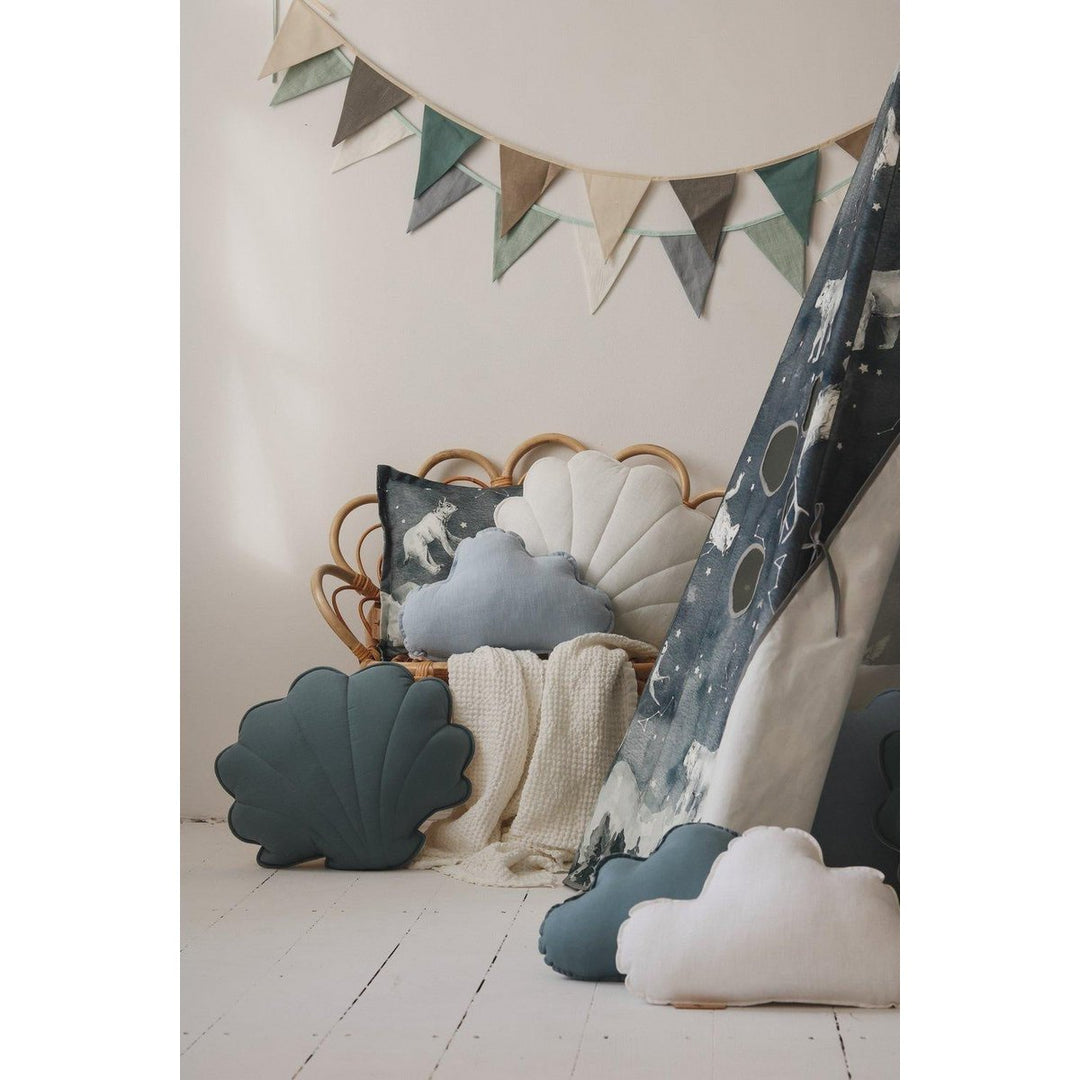 "Baby Blue" linned sky pude