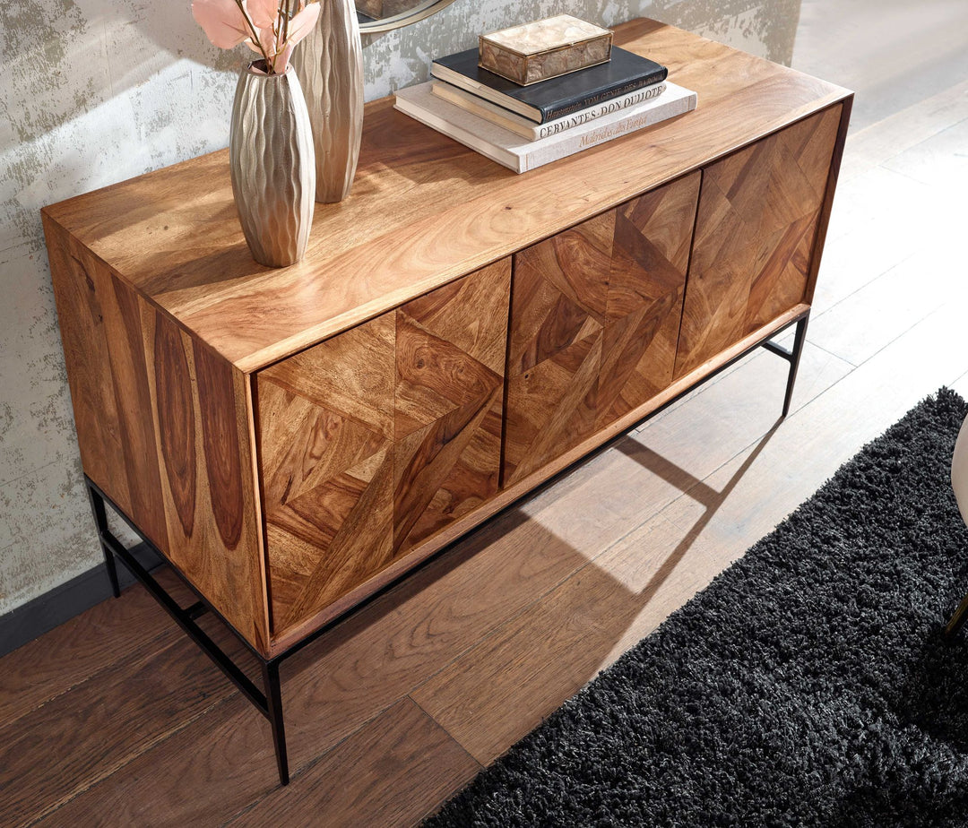 Skænk 123x70x45 cm massivt sheeshamtræ/metalskænk med låger