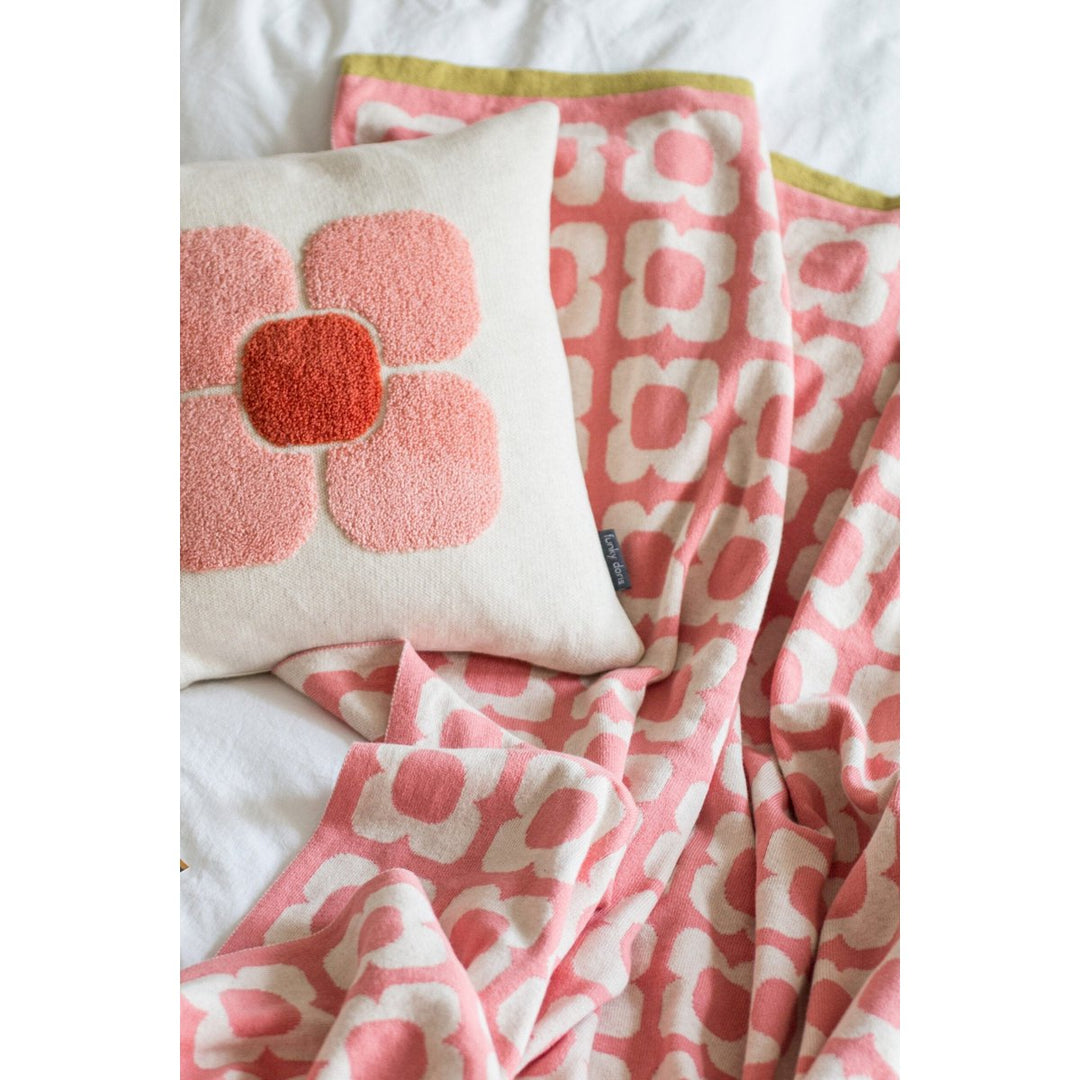 Doris Pink Jacquard slumretæppe – Blødt børstet bomuld
