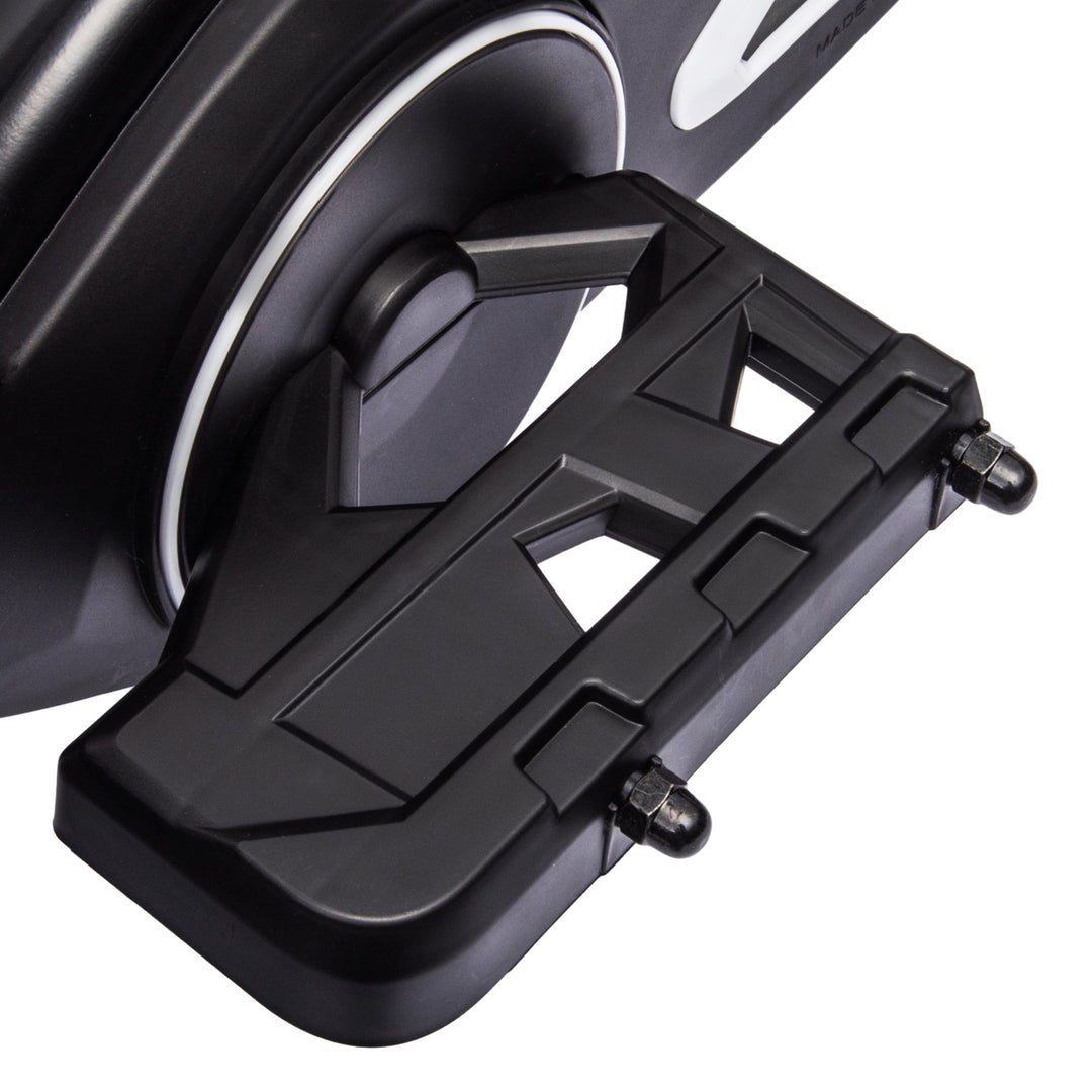 Gokart til børn, el-kart, op til 5 km/t, sikkerhedssele, sæde med ryglæn, plastik, metal, hvid