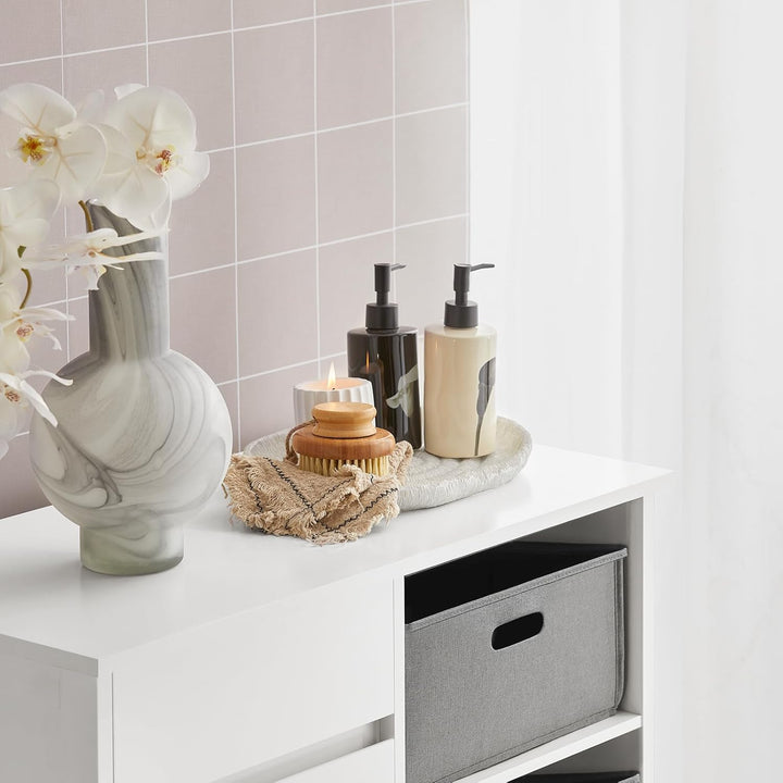 Kommode med indbygget vasketøjskurv til badeværelset, hvid (B80 x D38 x H90 cm)