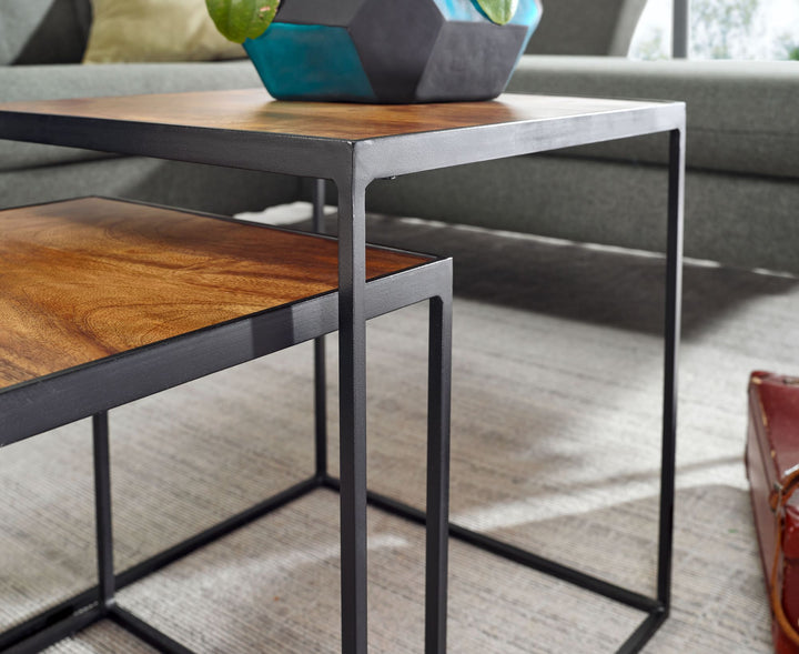 Stuebordsæt med 2, massivt mangotræ/metal, firkantede sideborde, industrielt design, sofabord, firkantet sofabord, 2-delt indskudsbordsæt