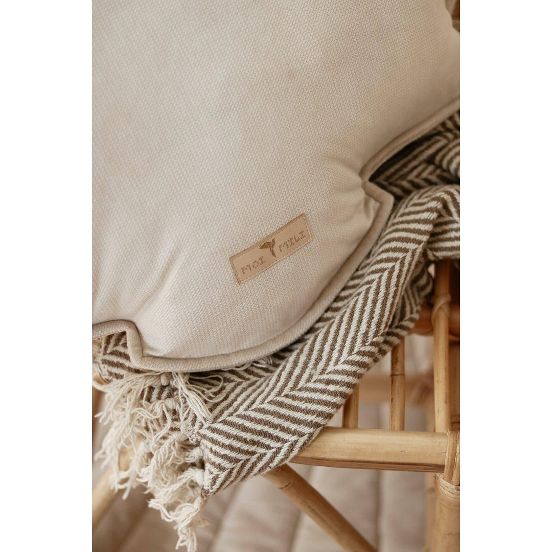 "Cream" Velvet Shell Pude