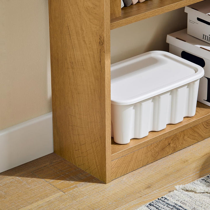 Udnyt pladsen optimalt med dette smarte vægskrivebord (B82 x D39 x H60 cm) i naturtræ