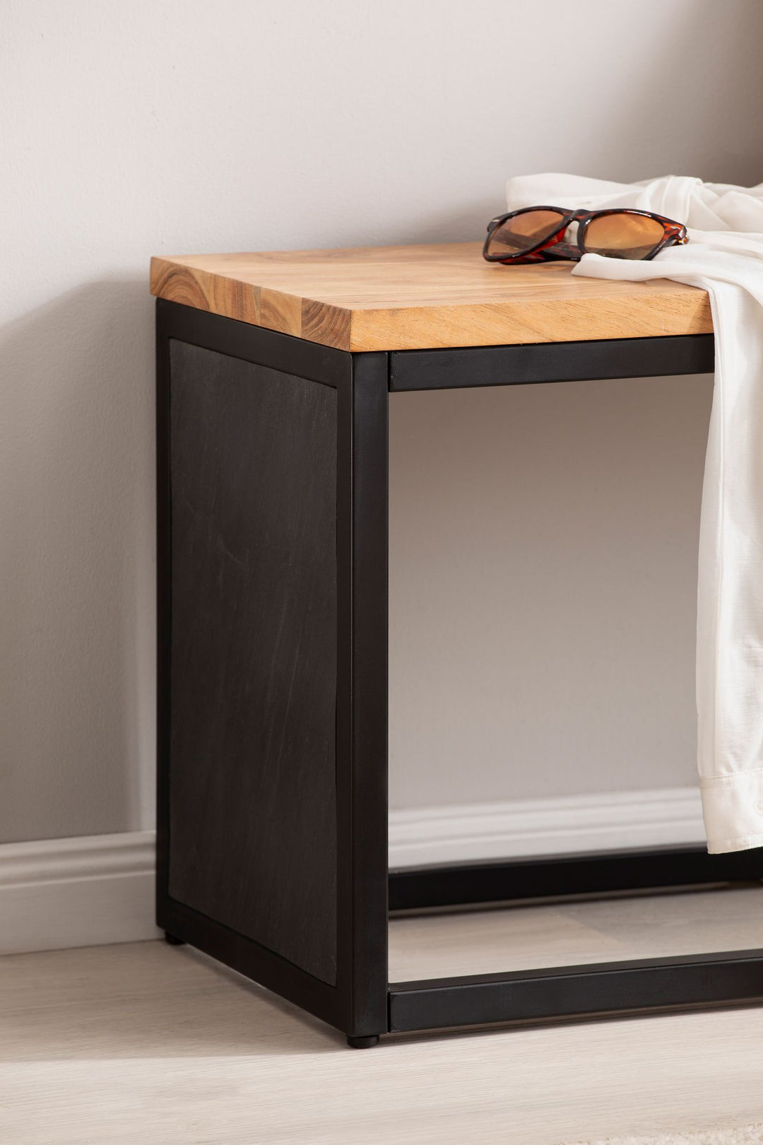 Massiv akacietræsbænk med stenlook, 120x45x35 cm, entrebænk med metalramme, designer sengebænk, soveværelsesbænk, lille garderobebænk, spisestuebænk