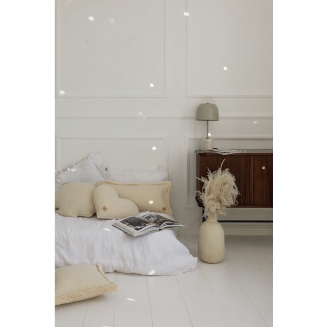 Fluffy boucle teddy hjertepude