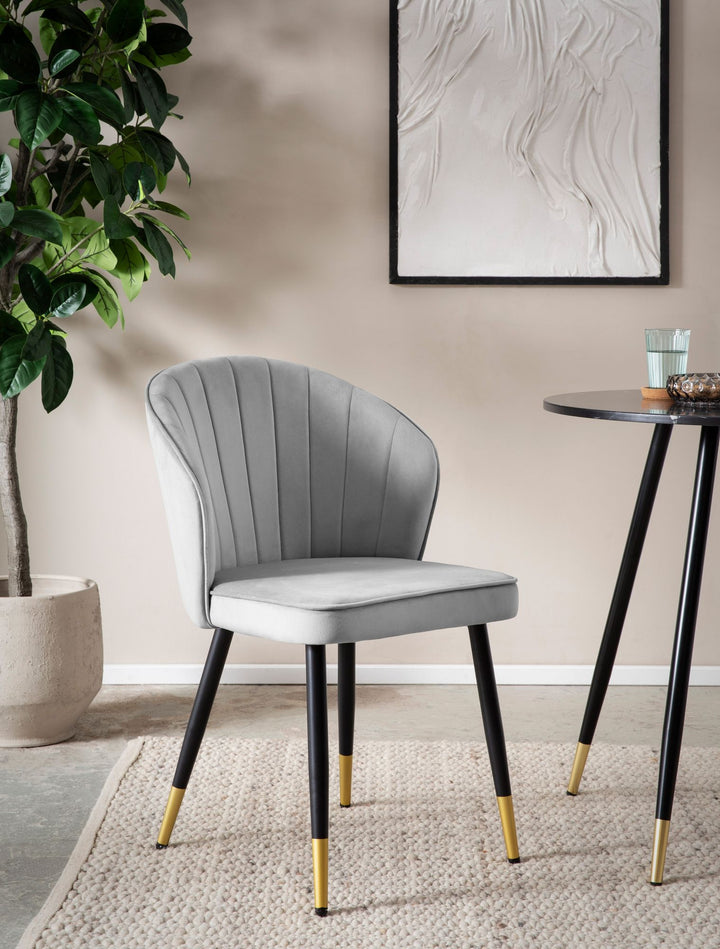 Spisestolssæt med 2, fløjlsgrå, køkkenstol med metalben, skalstol, skandinavisk design, polstret stol med stofbetræk, polstret stol