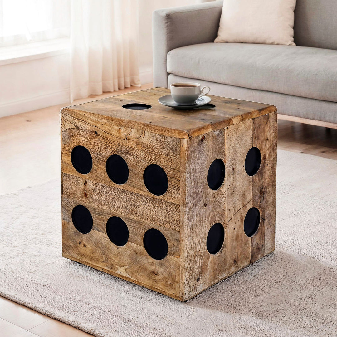 Kubeformet skammel af massivt mangotræ, 41x41x41 cm, designer kubesæde og sidebord, trækubedekoration og sofabord, robust træskammel i XXL kubedesign