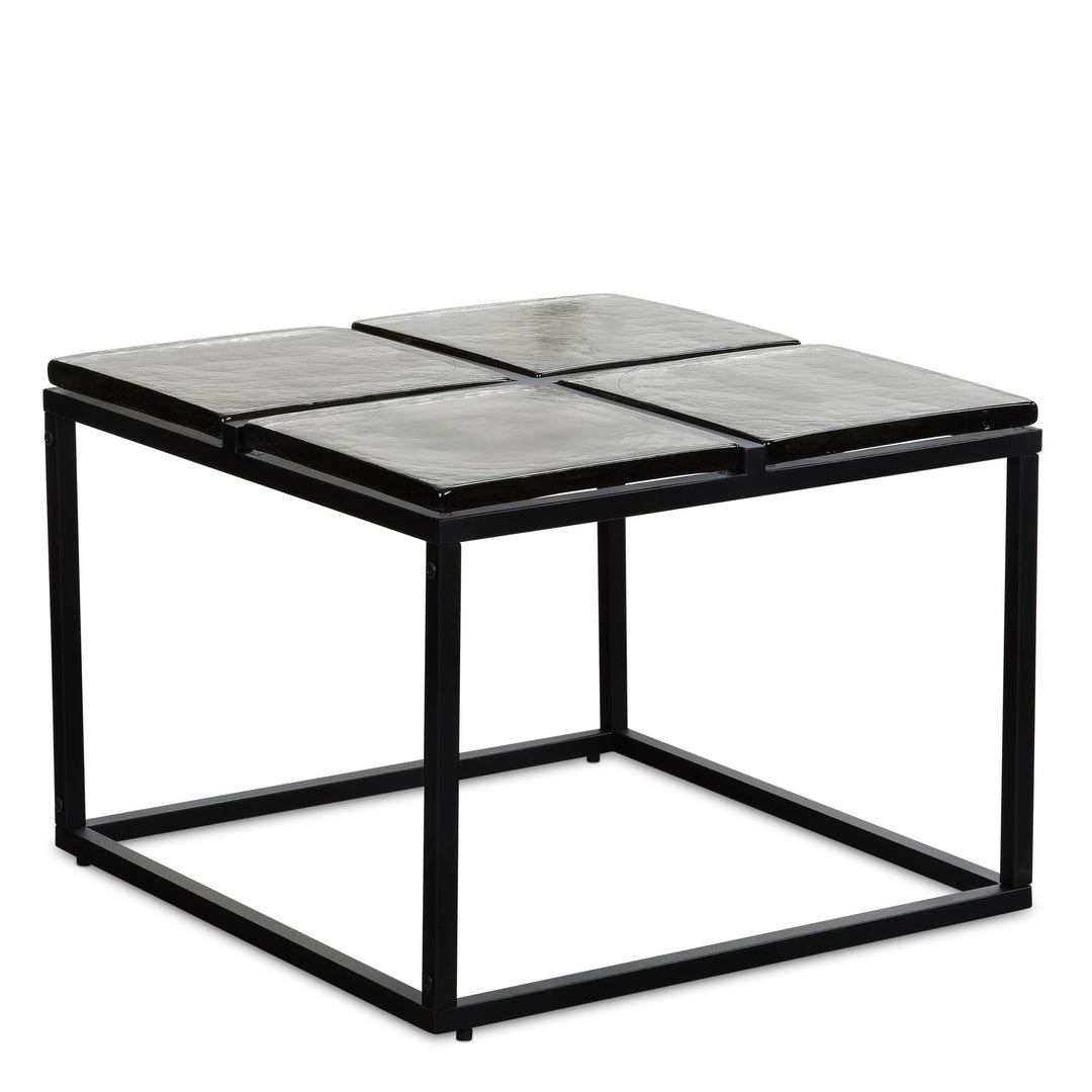 Elegant, firkantet sofabord i sort glas med mat sort metalstel, 58x58x43,5 cm