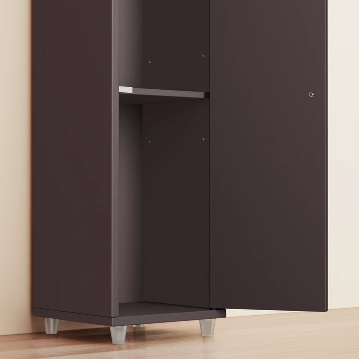 Ultra kompakt babeværelsesskab (20x20 cm) udnytter selv de mindste hjørner, 180 cm højde, brun