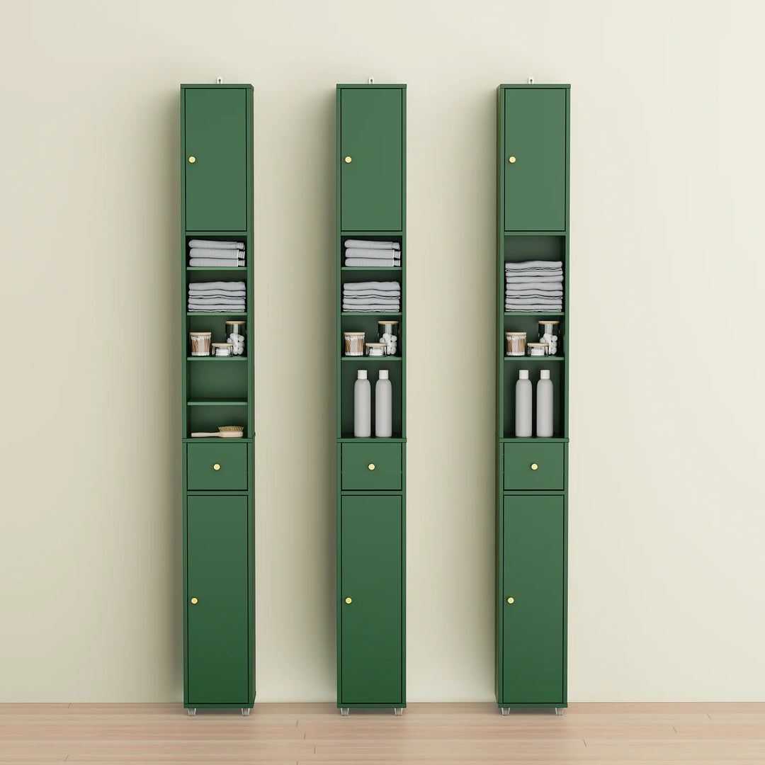 Maksimer pladsen med et elegant og slankt højskab i mørkegrøn (20 x 20 x 180 cm)