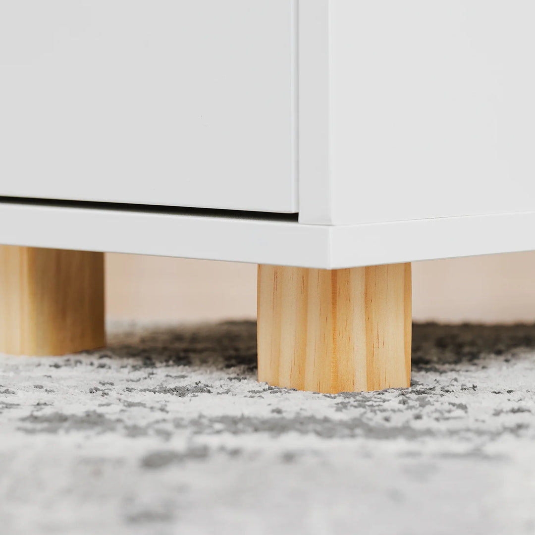 Pladsbesparende sidebord med en letåbnelig topplade, 24x60x60 cm, hvid