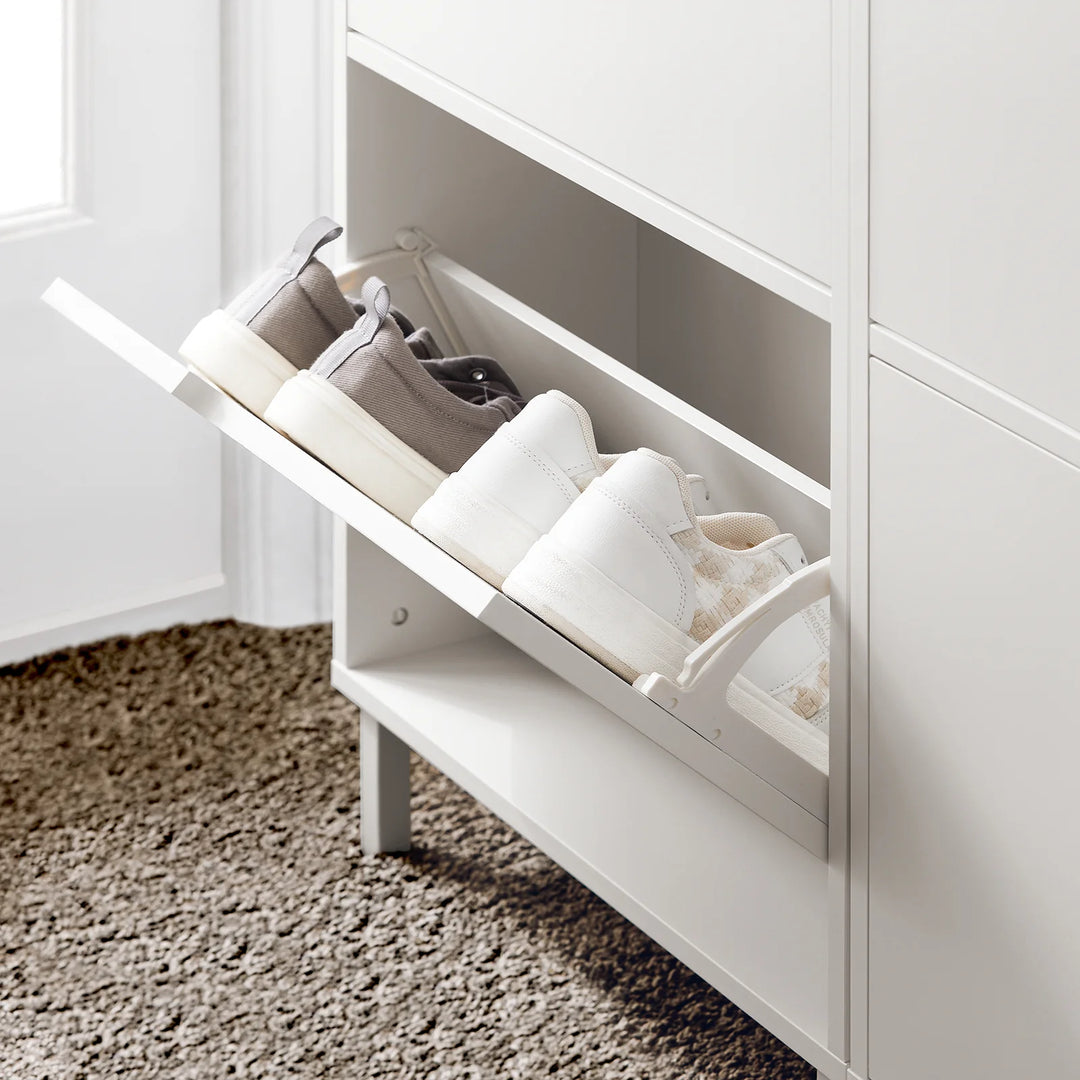 Minimalistisk skoskab i skandi-stil, B50 x D19 x H129 cm, hvid