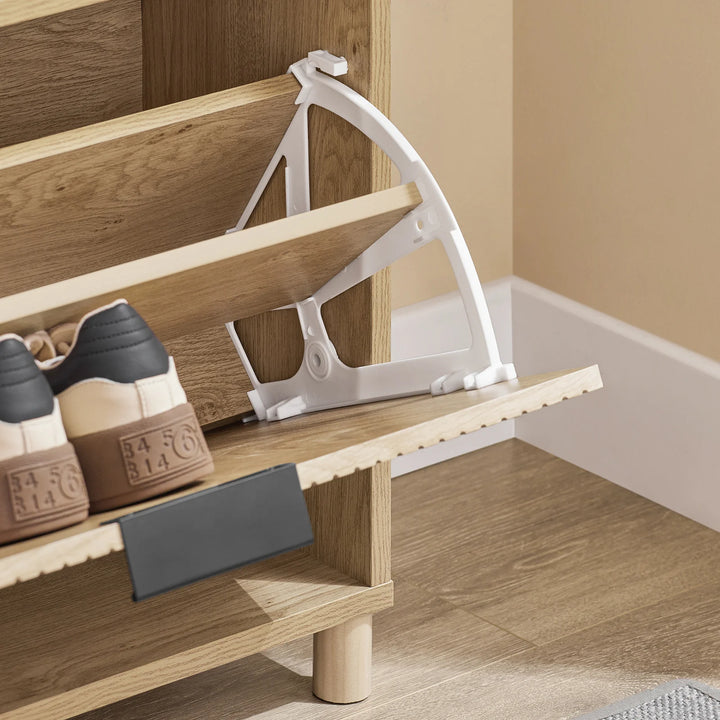 Skab orden i entréen med en smart skobænk i naturfarve og grå (60 x 24 x 50 cm)