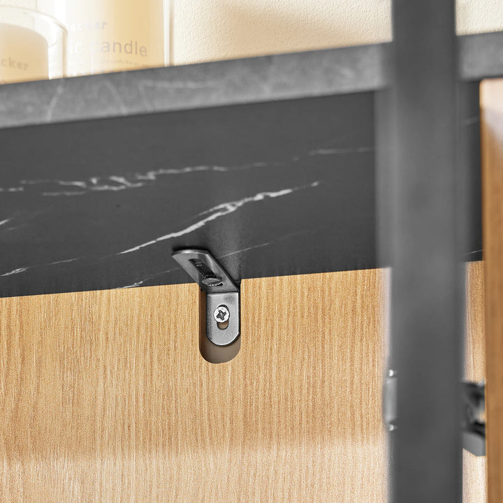 Elegant og pladsbesparende skoskab (90 x 88 x 24 cm) i sort og naturfarve