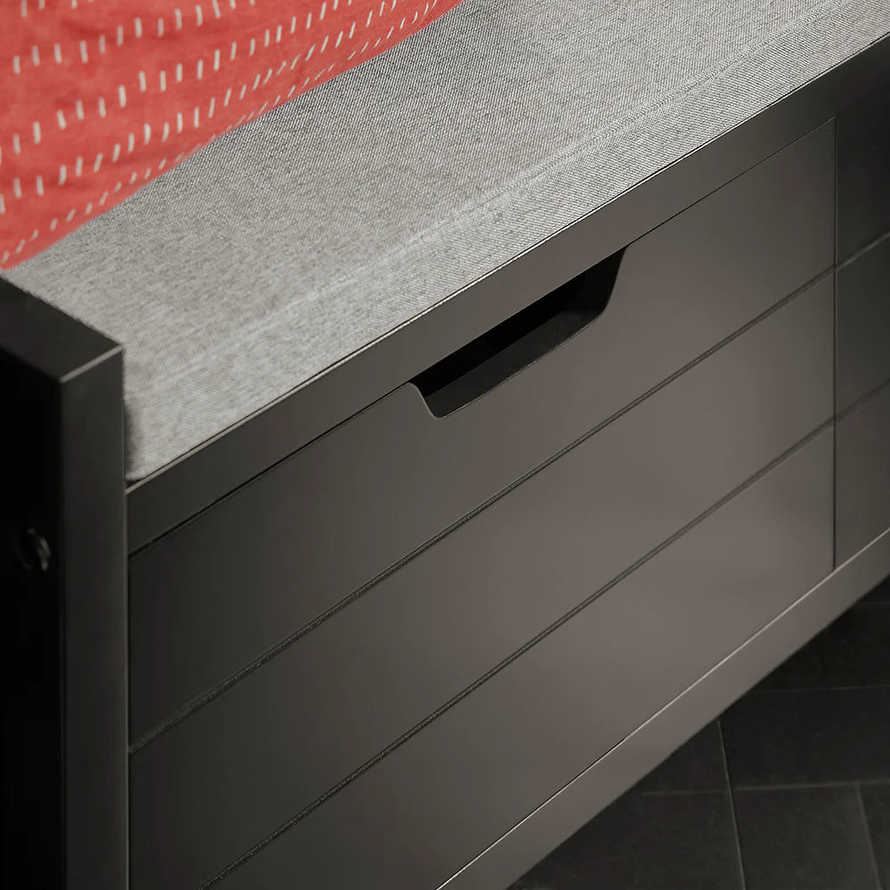 Skobænk med skab, sort med grå hynde