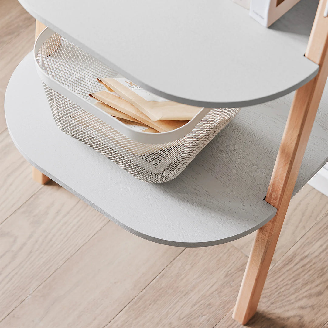 Smuk og elegant stigereol med 4 hylder, L44xH169xB39 cm, lysegrå