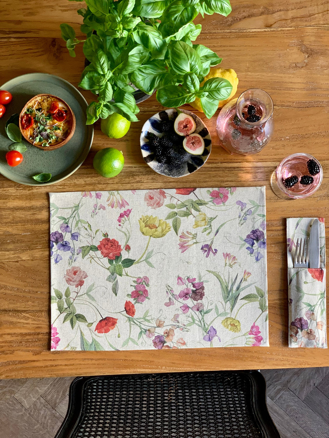 Dækserviet, bomuld-hør blanding, printet, Blossom kollektion