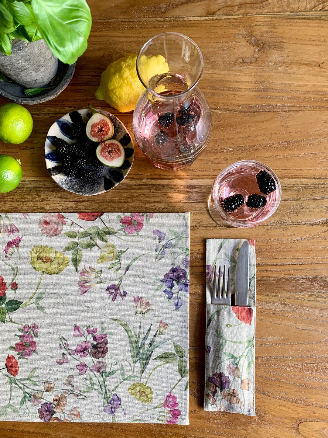 Dækserviet, bomuld-hør blanding, printet, Blossom kollektion