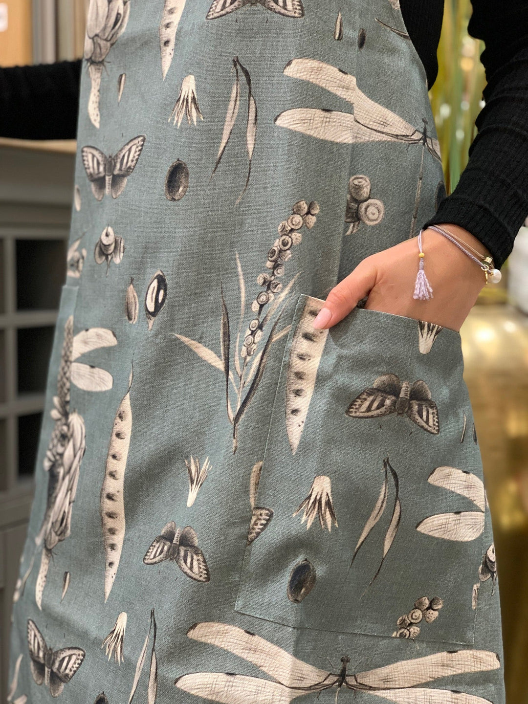 Dameforklæde med krydsede stropper, 100% bomuld, printet, Seeds Aqua kollektion