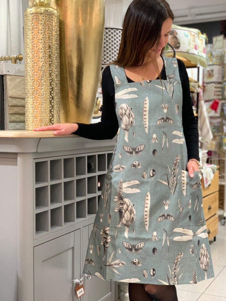 Dameforklæde med krydsede stropper, 100% bomuld, printet, Seeds Aqua kollektion