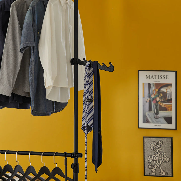 Walk in closet -  teleskopisk tøjstativ, B(138-235) x H(200-270)cm