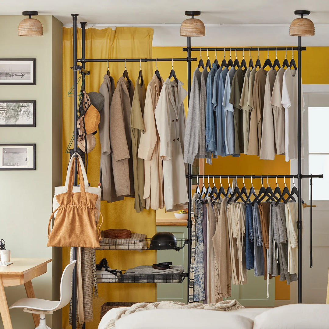 Walk in closet - garderobestativ, tøjstativ, højde og længde justerbar