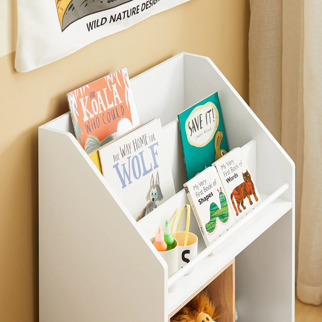 Hold styr på legetøjet med dette smarte børneskab i hvid (B63 x D35 x H80 cm)