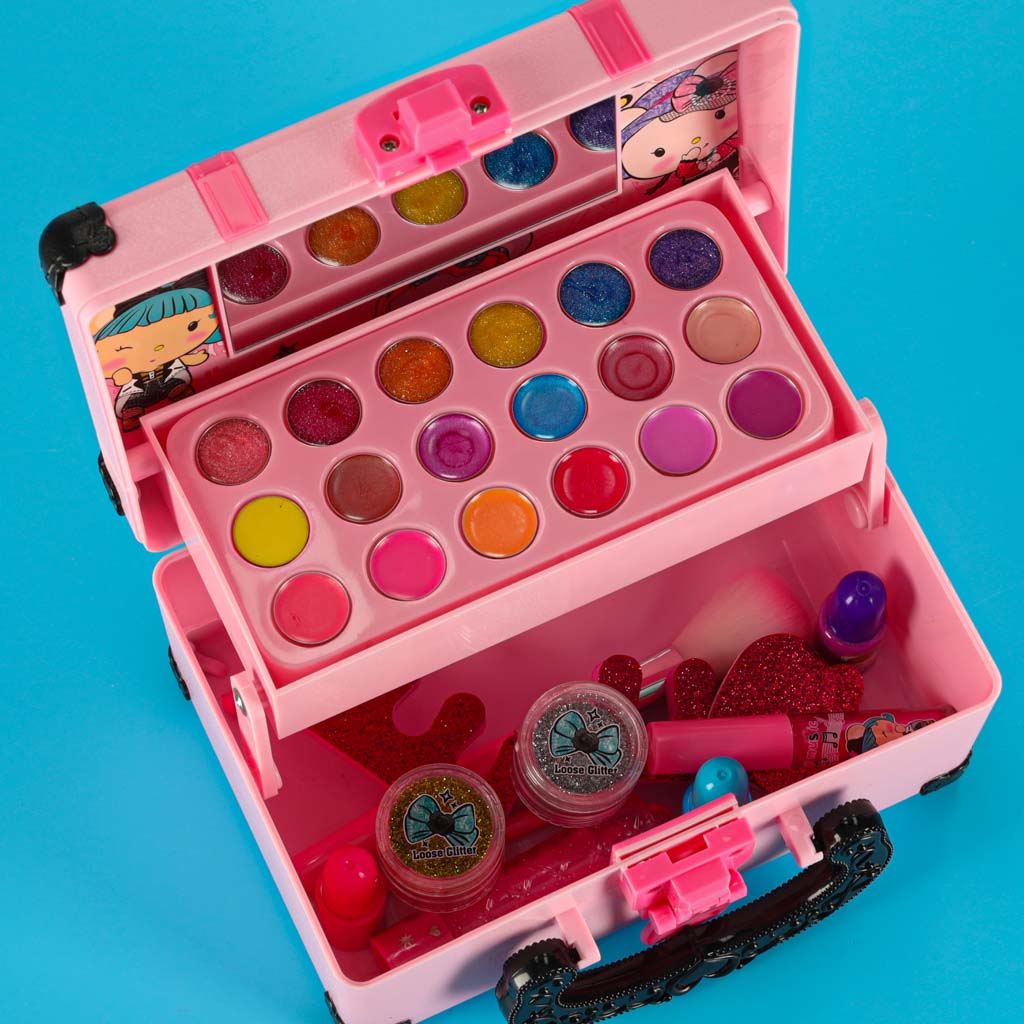 Brystmakeup og neglesæt makeup kosmetik skygger lak kuffert