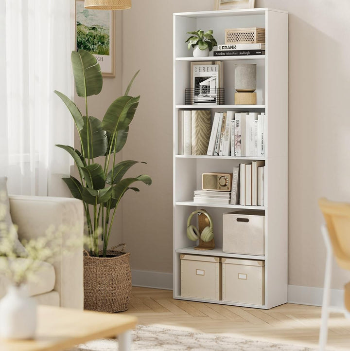 6-lags bogreol i skandinavisk design, hvid, lavet af spånplade, mål 24 x 60 x 178,5 cm