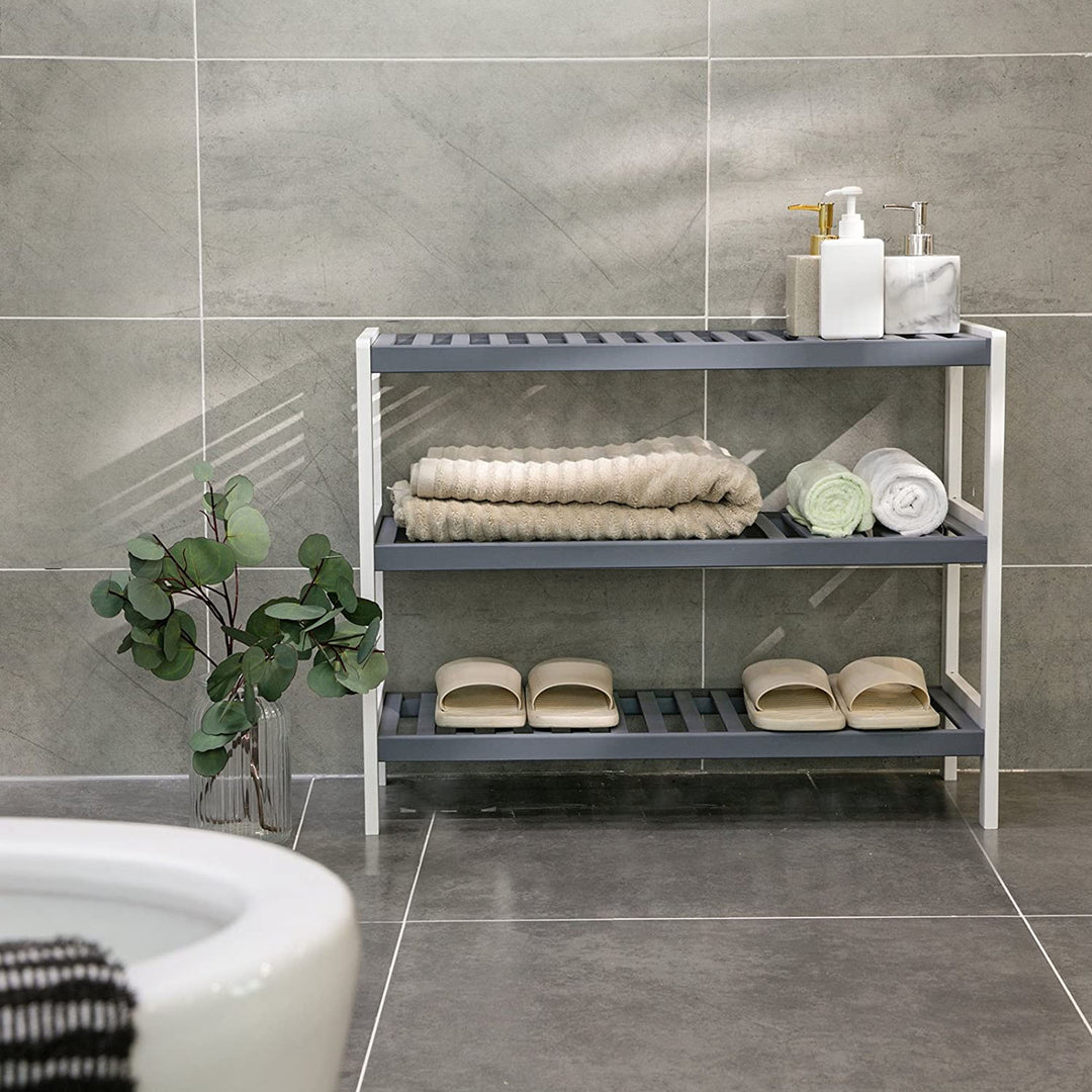 Skoreol / skobænk med 3 hylder i bambus, farver hvid/grå, mål: B70 x D26 x H55 cm