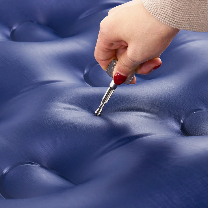 Dobbelt luftmadras med pumpe, lagner og puder – 191 × 137 cm