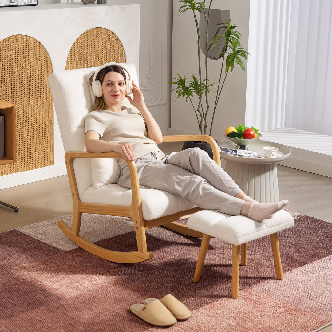 Gyngestol med fodskammel, fleecebetræk, høj ryg, træben, fodpuder, hvid