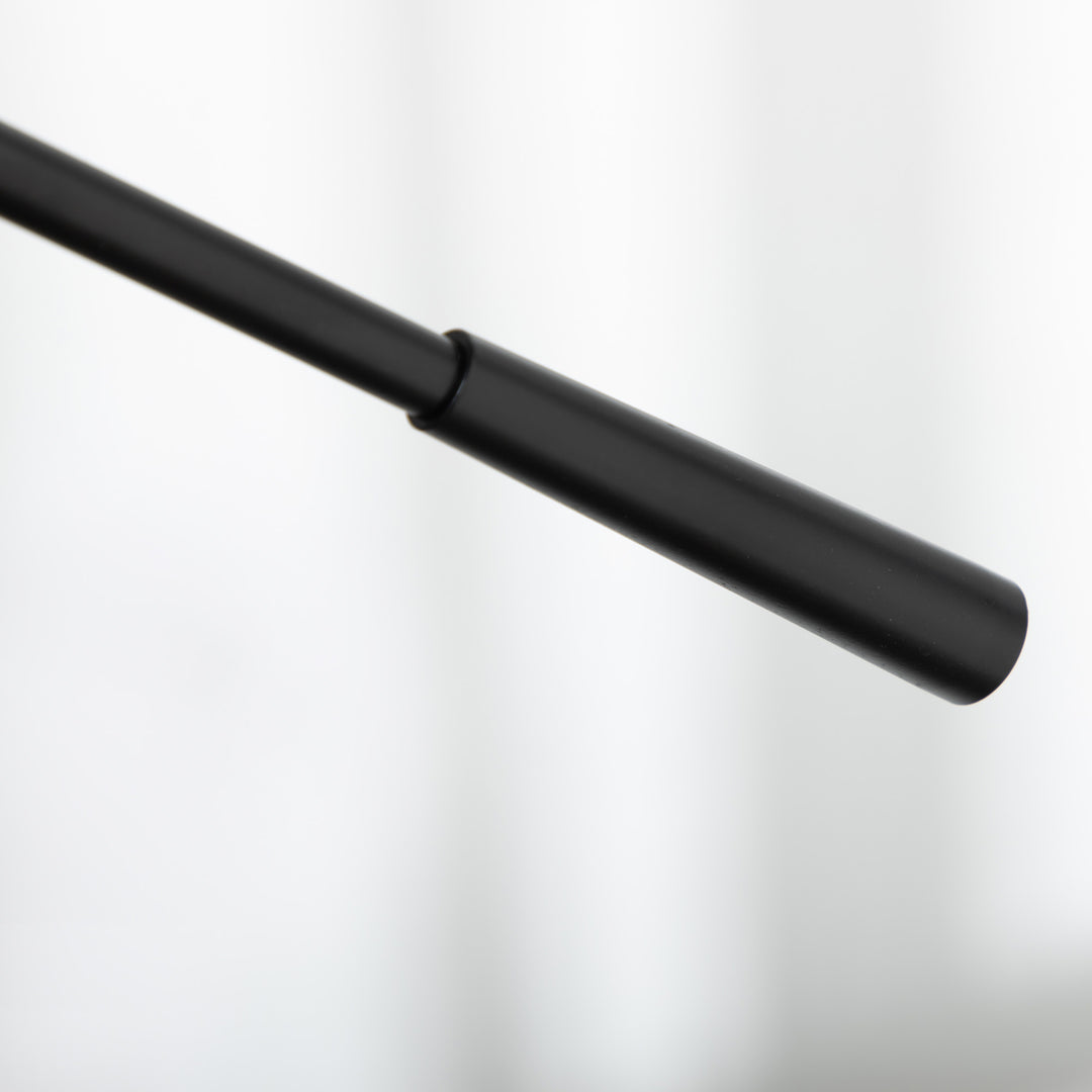 Industriel gulvlampe, højdejusterbar, med gulvkontakt; 30 m x 30 cm x 131 cm, sort