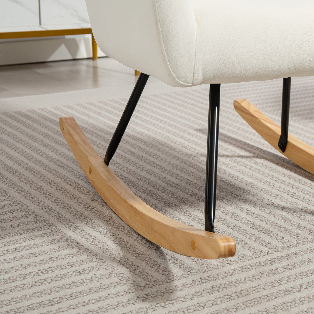 Gyngestol, blødt fløjlsbetrukket, bred ryglæn, cremehvid