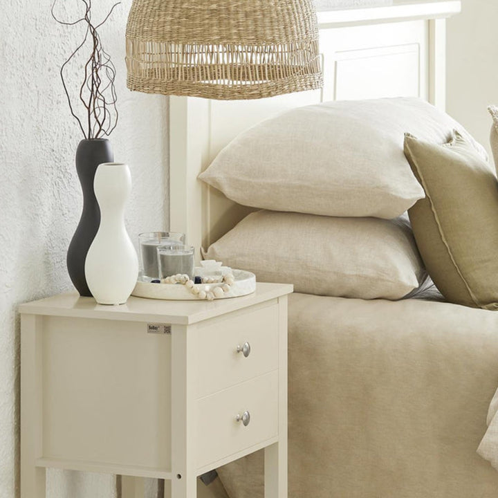 Sengebord / sidebord i skandinavisk stil, 45x35x60 cm
