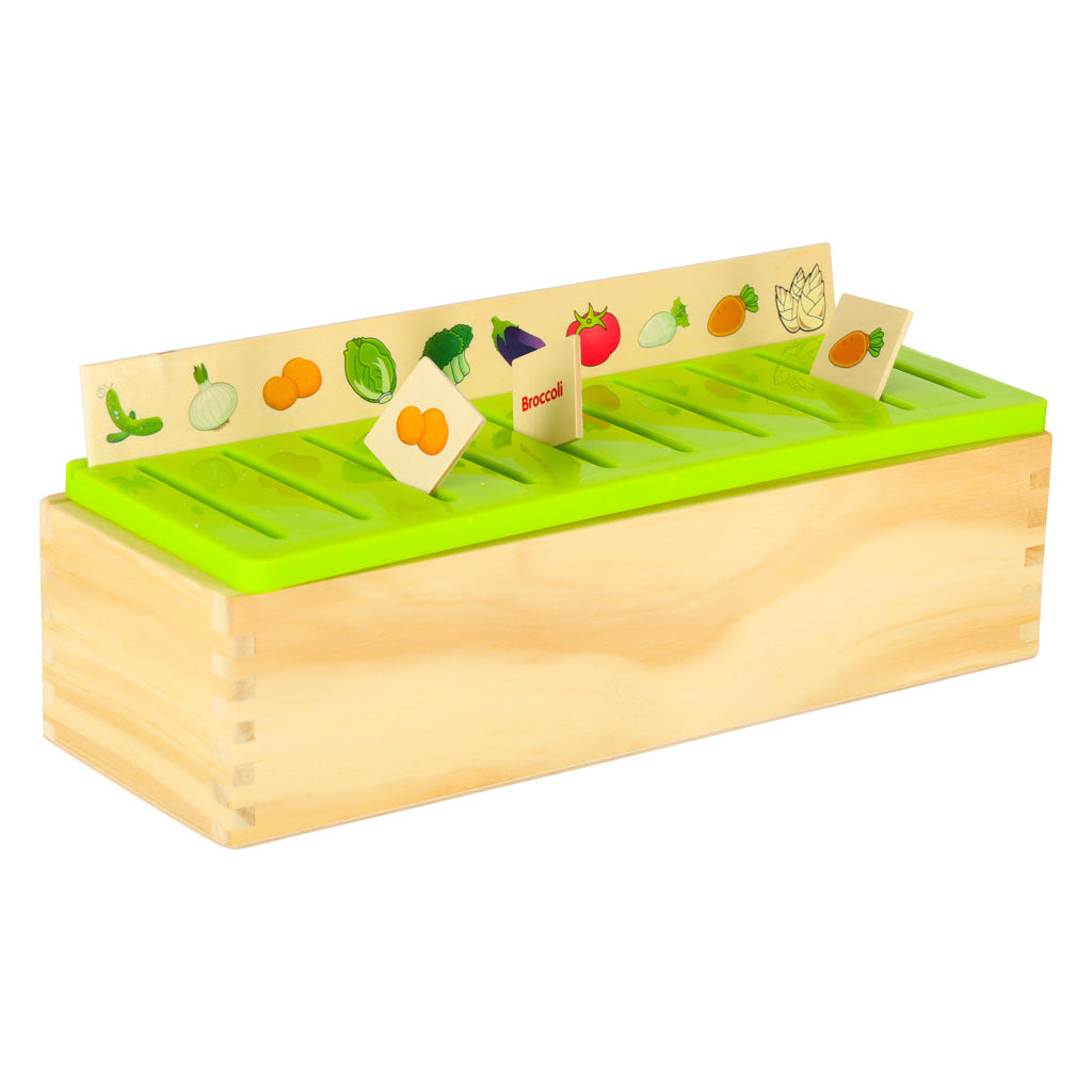 Træ sorteringspuslespil match billeder