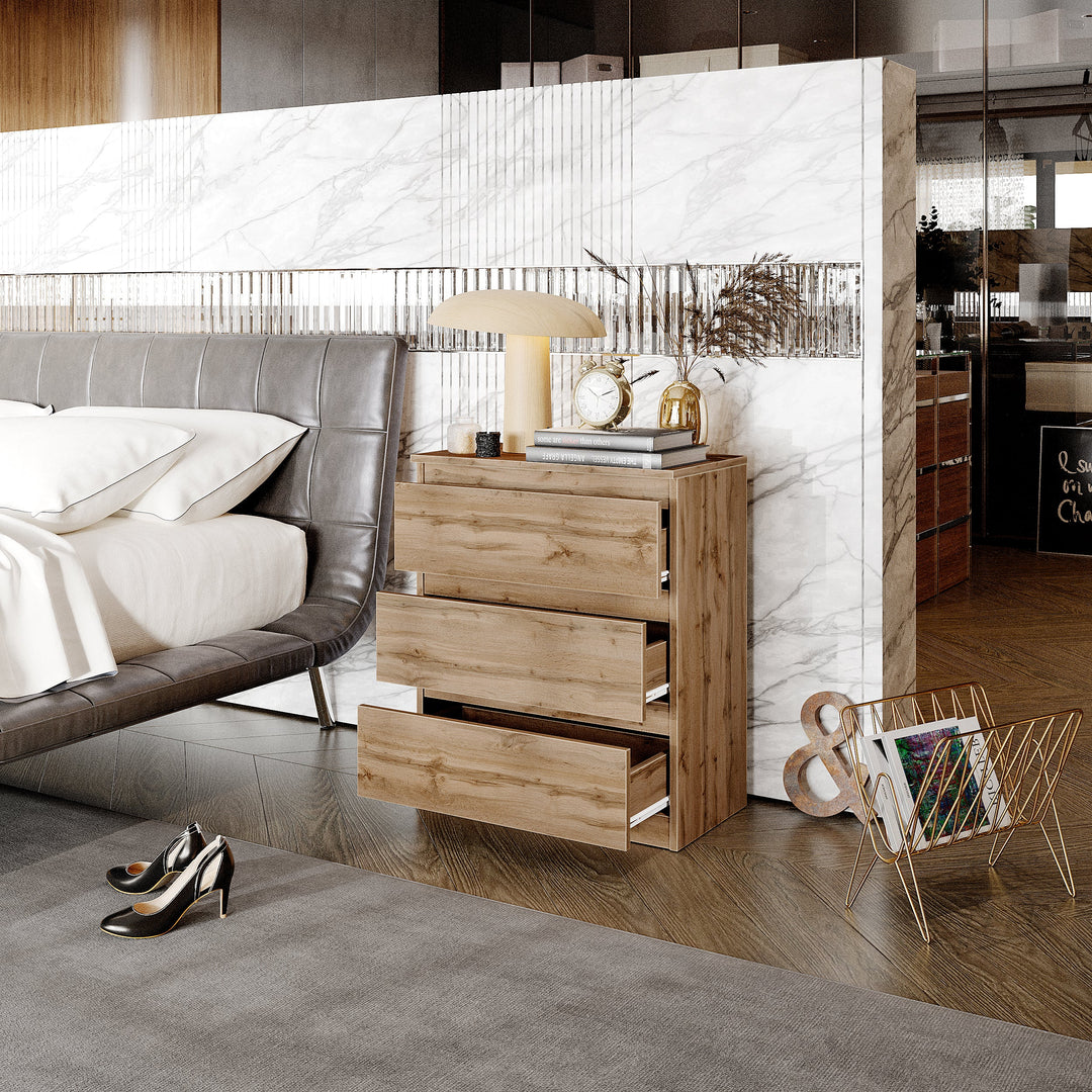 GABRIEL - Natbord / sengebord med 3 skuffer - Wotan Eg - H72cm B60cm D33cm