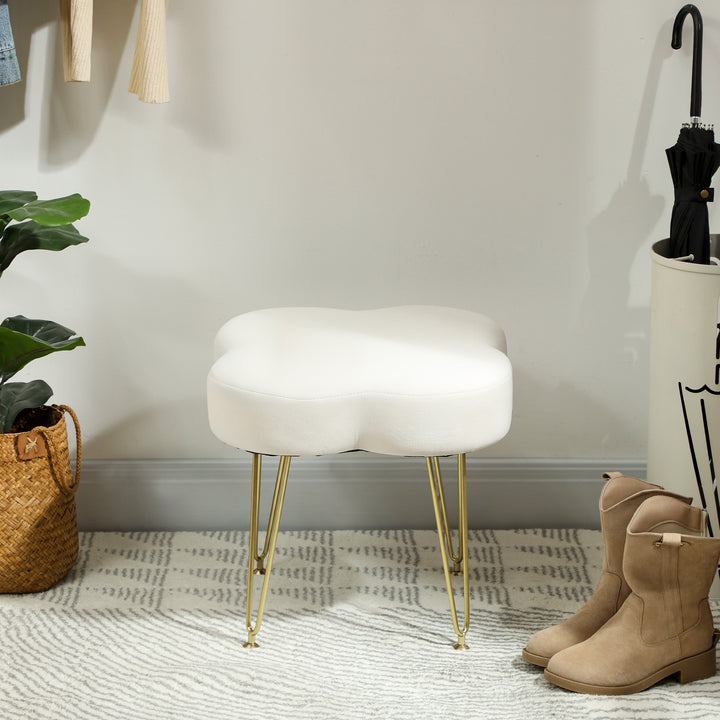 Skammel, polstret skammel i kløverbladsform, stofbetræk, stålben, cremehvid