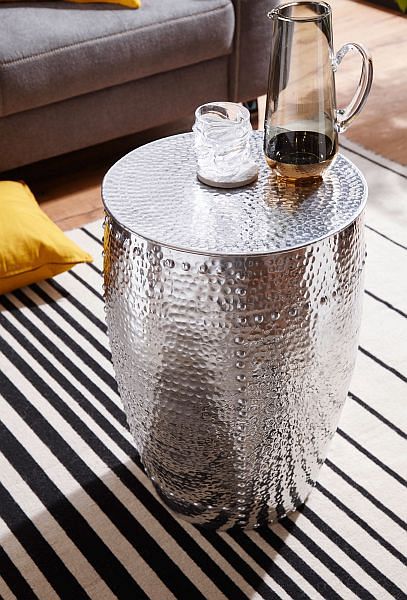 Sidebord i orientalsk stil, 41,5x62x41,5cm, aluminium, sølvfarvet