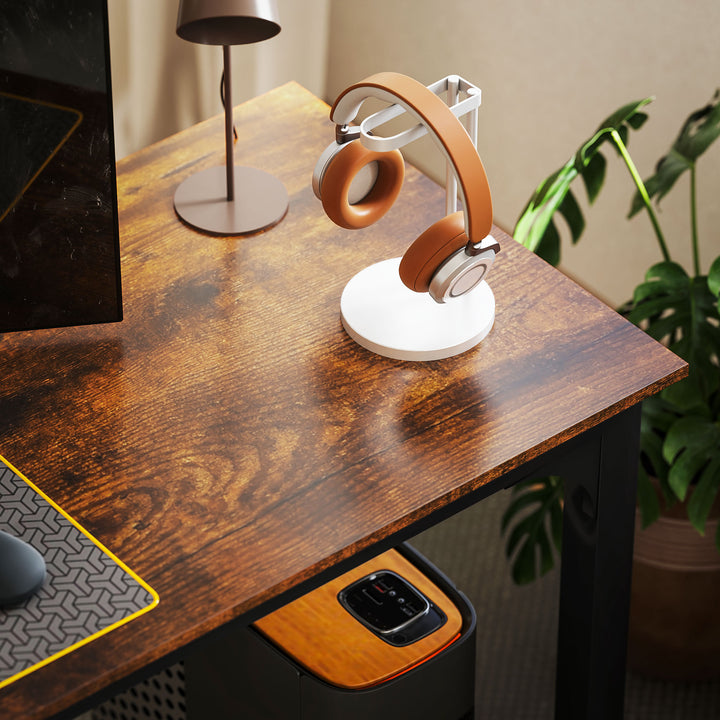 Skrivebord, computerbord, rustikt design, masser af plads, spånplade, brun