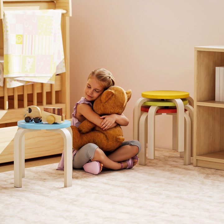 4 Stabelbare skamler med filtfodpuder, birkekrydsfiner, lakeret, farverig