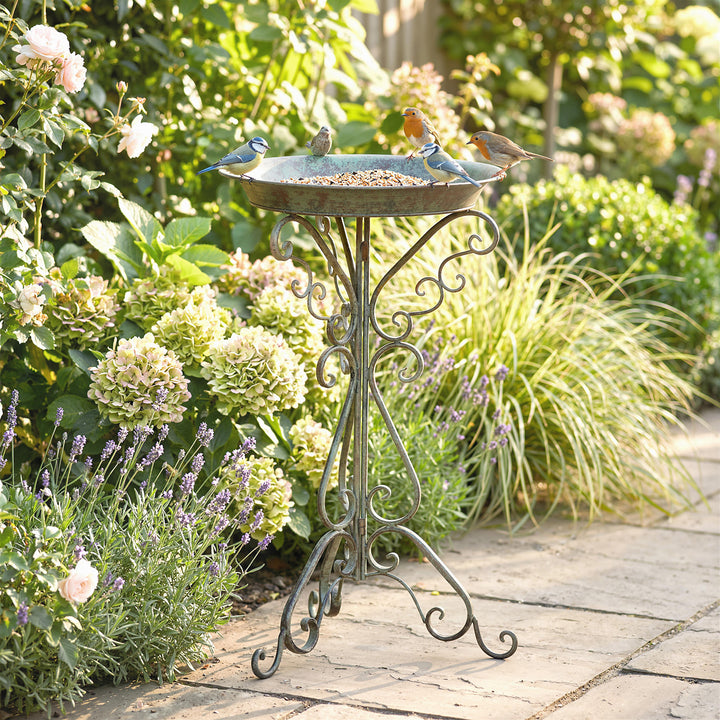 Fuglebad med fuglestatue og dekorativt stativ, vintage havefuglebadskålbase, grøn