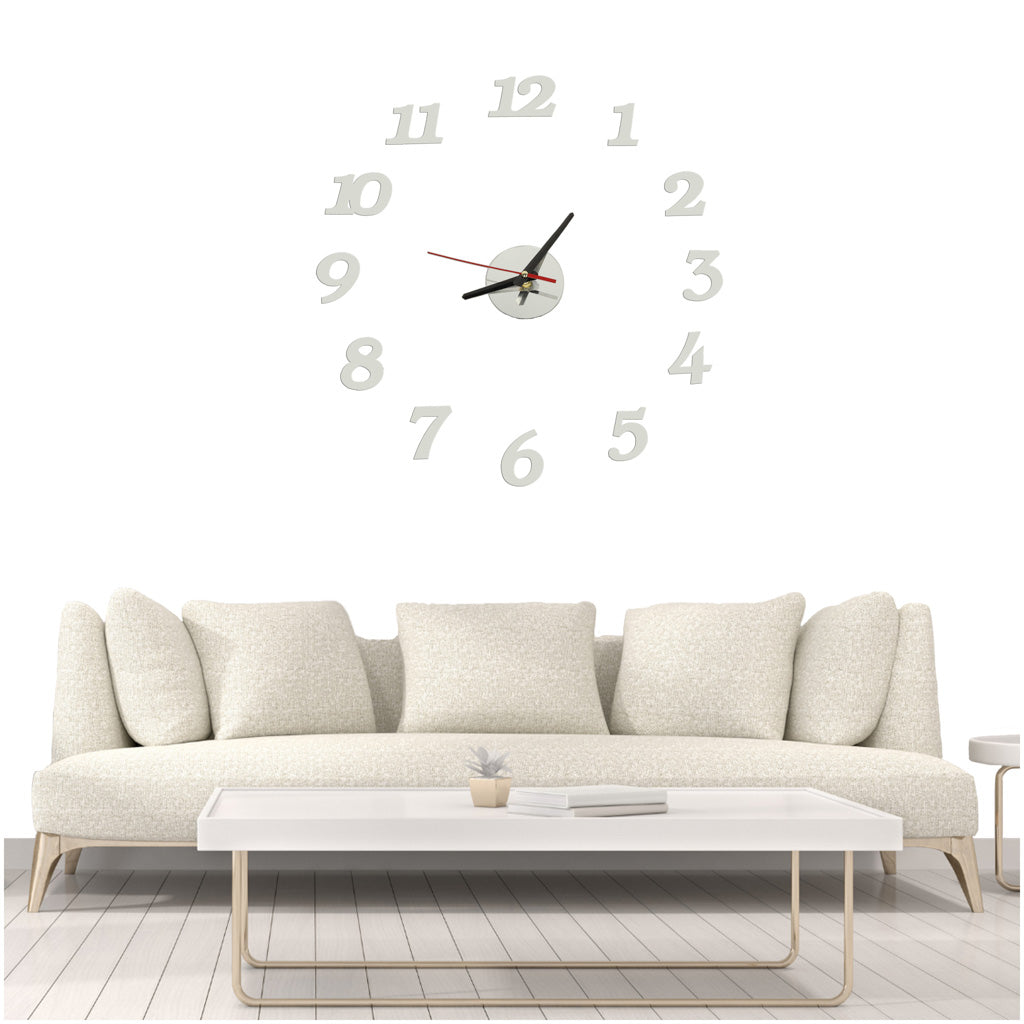12 timers vægur, sølvfarvet