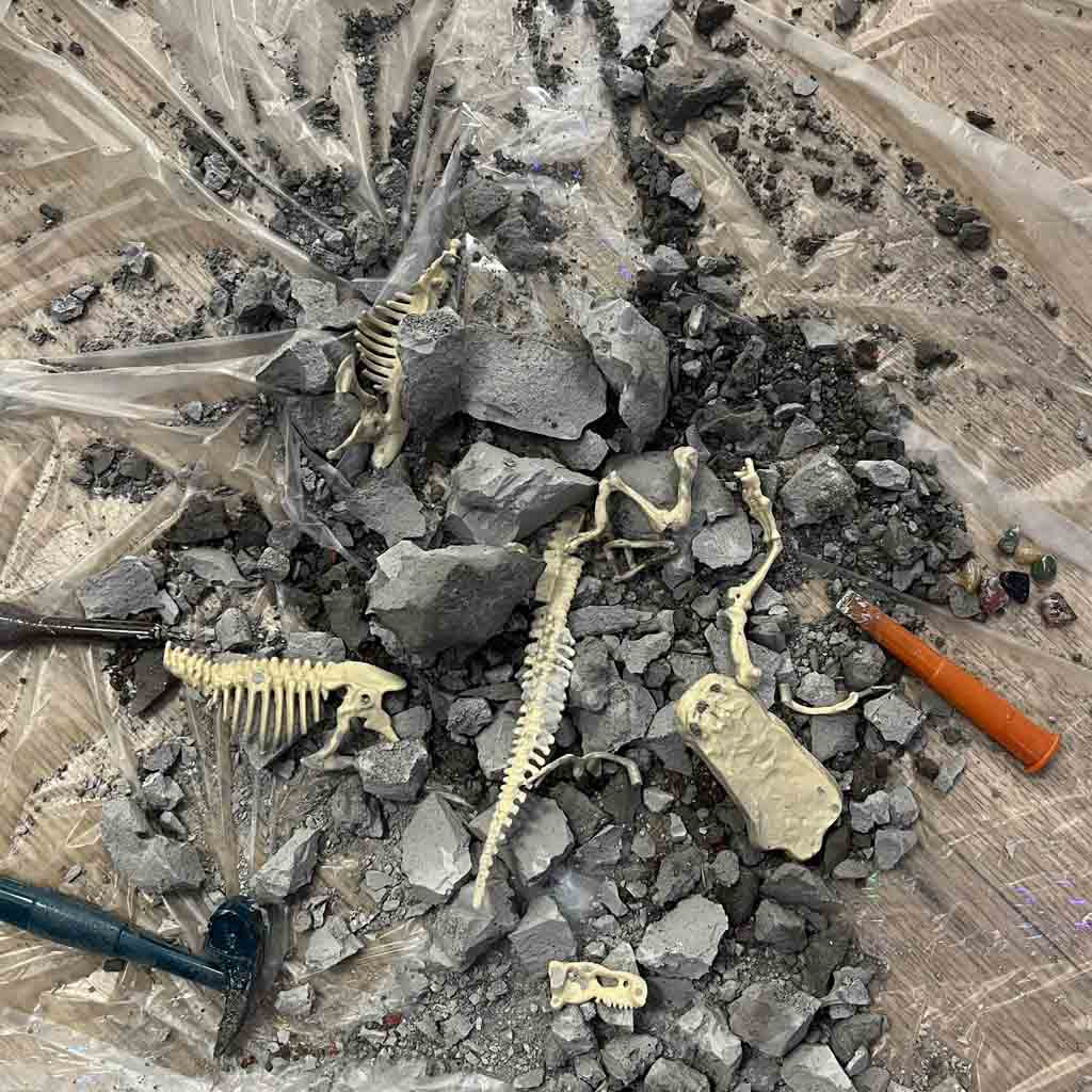 Vulkanudbrud 2-i-1 eksperiment + dinosaur
