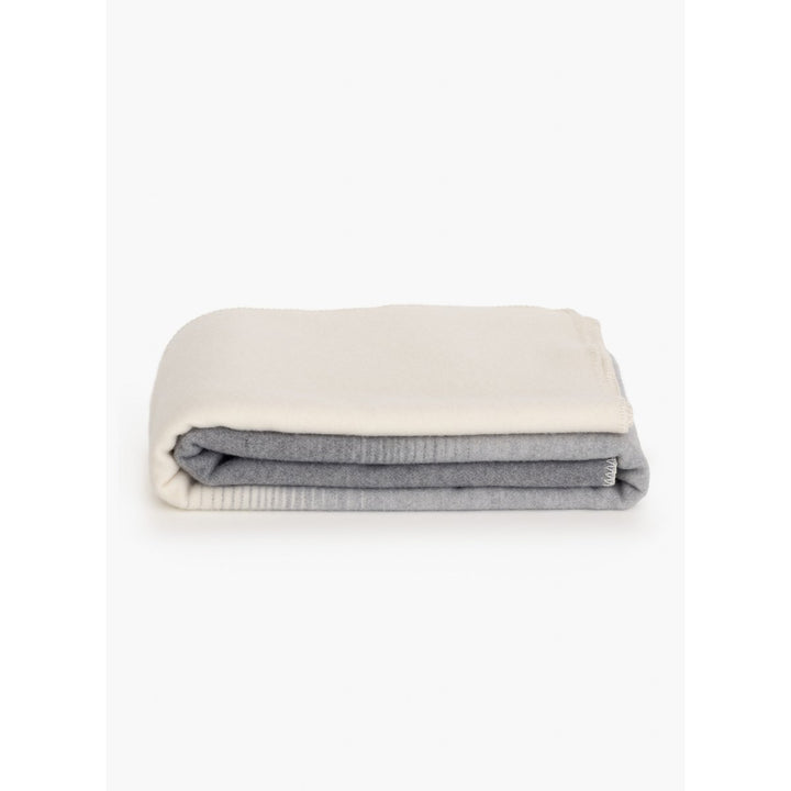 Merino/cashmere tæppe sølv sky